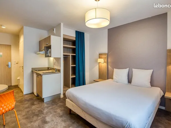 Studio 1 pièce 23 m²