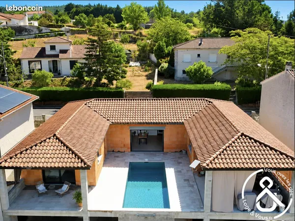 Villa 8 pièces 197 m²