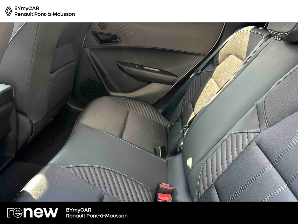 Renault Clio TCe 115 ch EDC — photo 12