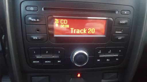 Dacia Duster 1.6 SCe 115 - Essentiel – 2016 – 47292 km – Essence – Boîte Manuelle — photo 16