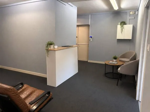 Local commercial 94 m²