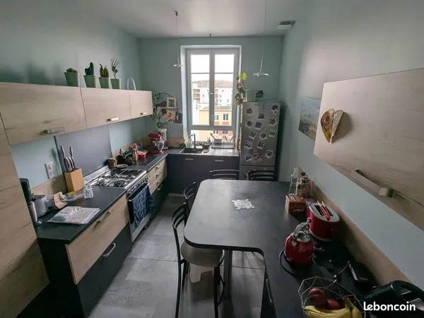 T4 duplex 110 m² entièrement rénové - Dernier étage