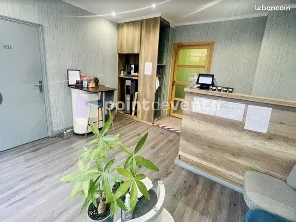 Local commercial 85 m²
