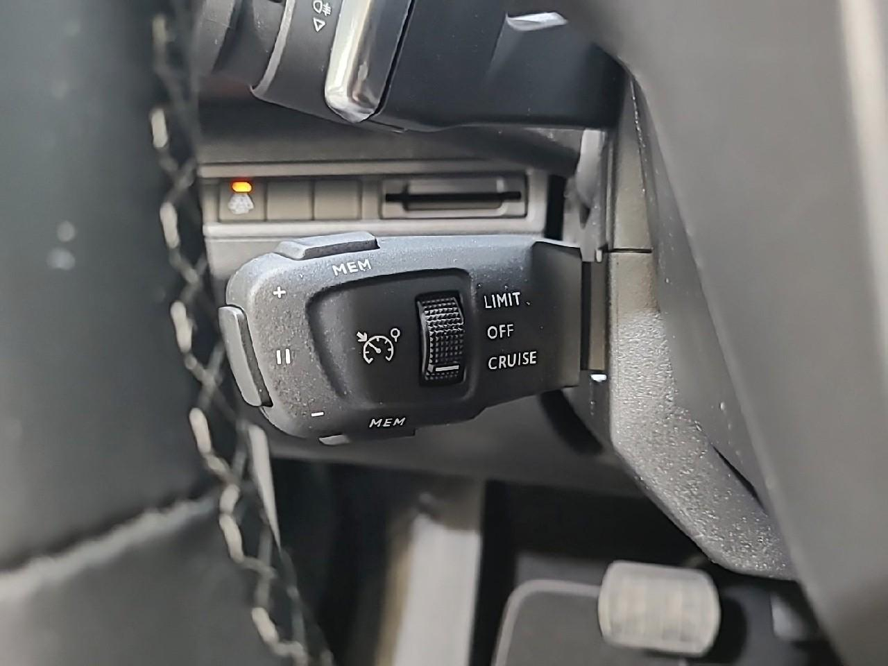 Peugeot 3008 puretech 130ch s&s eat8 allure pack — photo 21