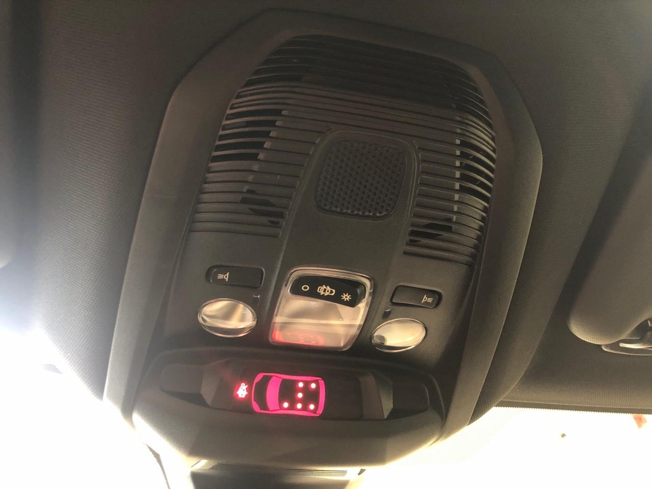 Peugeot 5008 puretech 130ch s&s eat8 allure pack — photo 22