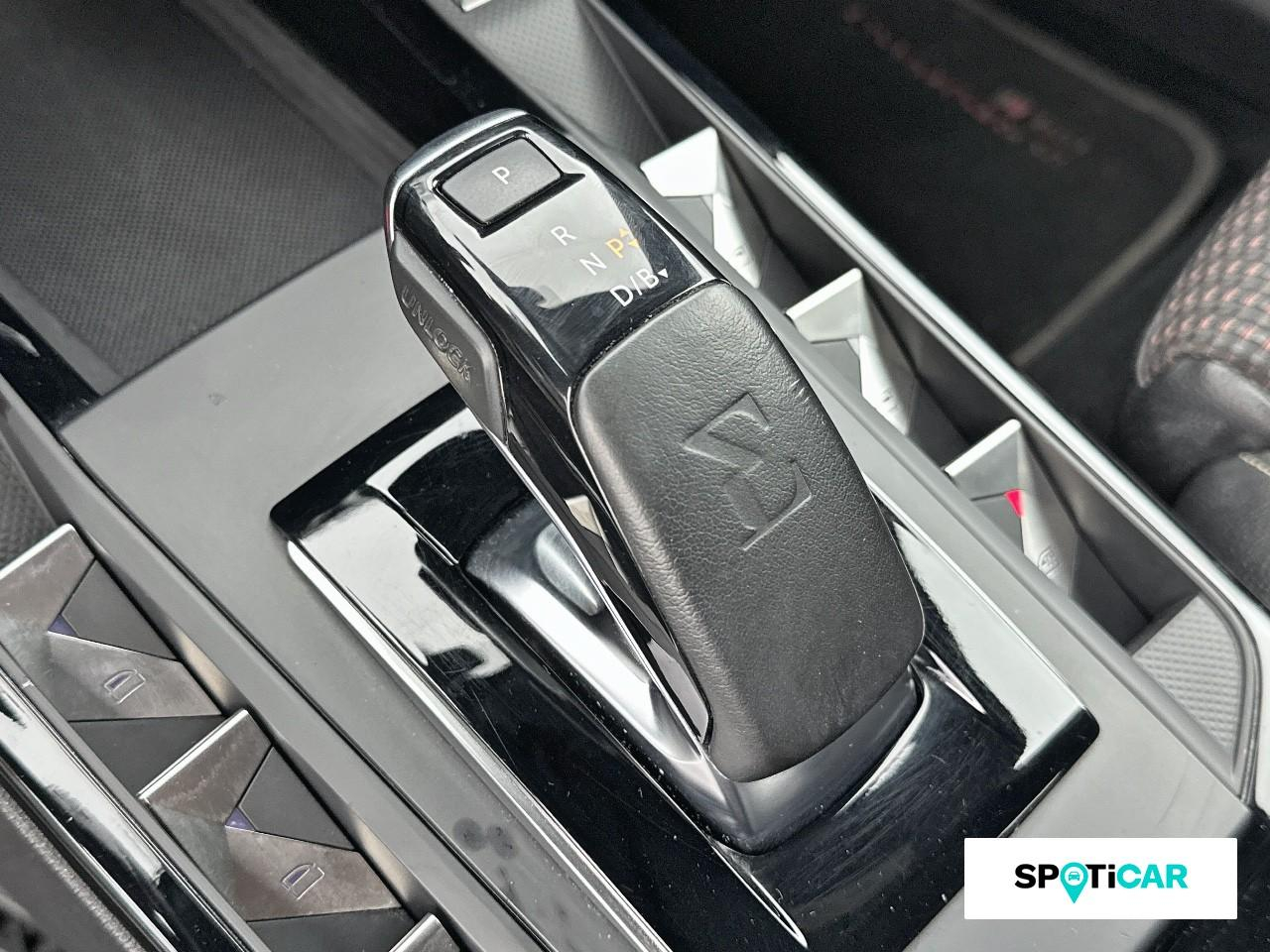 Ds Ds 3 crossback e-tense performance line + — photo 14