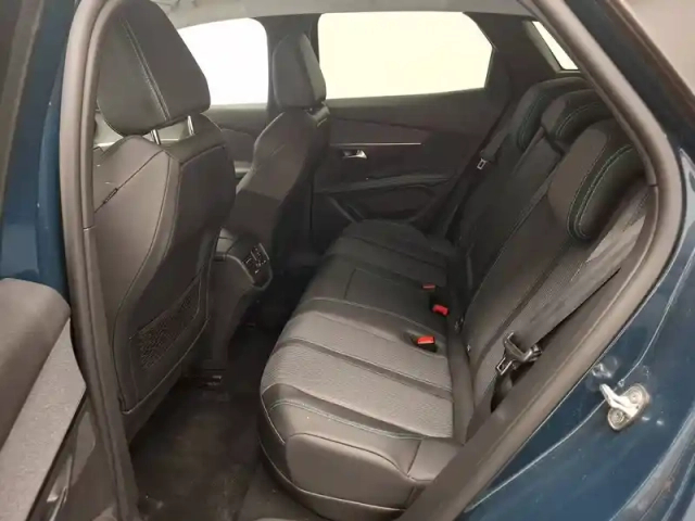 Peugeot 3008 hybrid 225 e-eat8 — photo 12