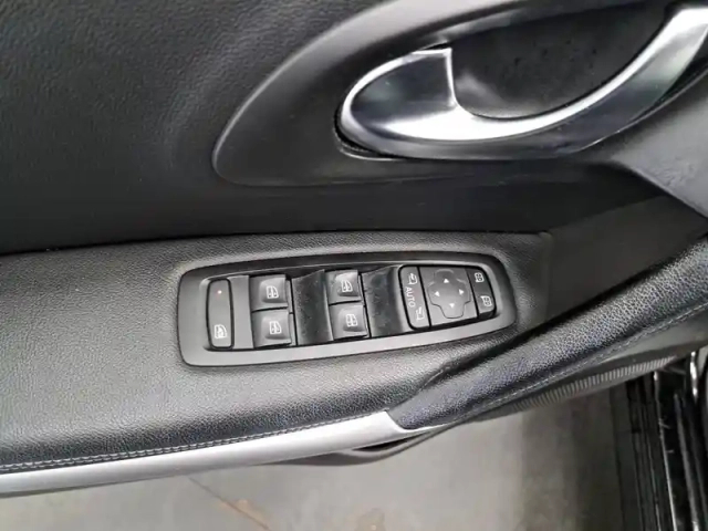 Renault Kadjar blue dci 115 edc — photo 28