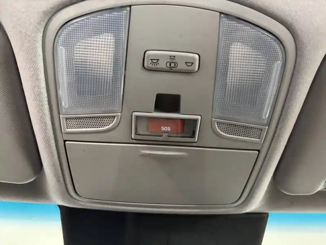 Hyundai Kona electrique 64 kwh - 204 ch — photo 37