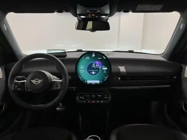 Mini Cooper 3 portes e 184ch favoured — photo 9