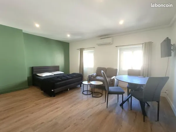 Studio 1 pièce 24 m²