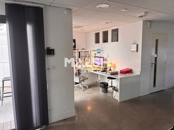 Bureaux 170 m²