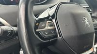 Peugeot 3008 1.2 PureTech 130ch S&S Active — photo 17