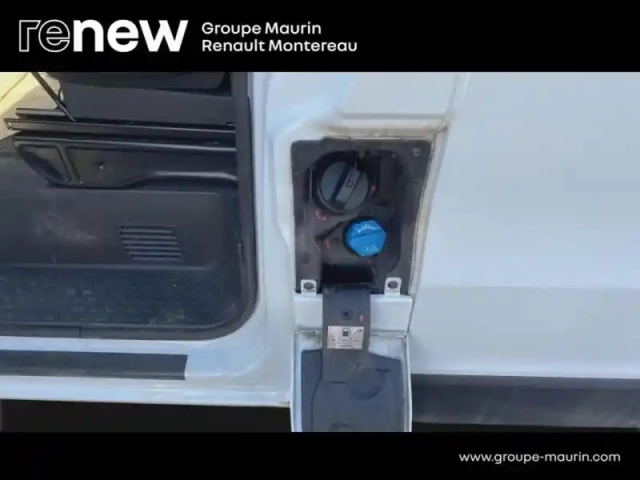 Renault Trafic fg l1h1 2t8 2.0 blue dci 130ch grand confort — photo 15