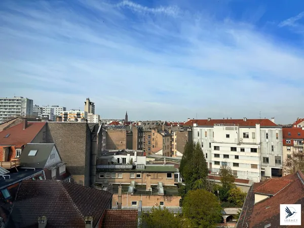 Studio Loué esplanade !