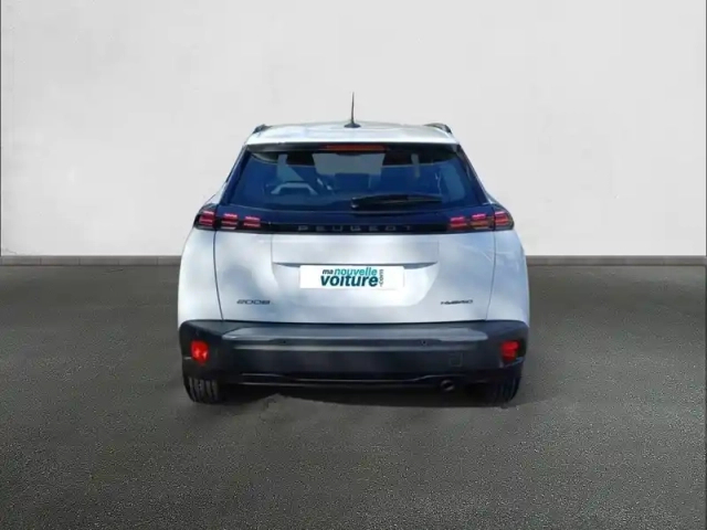 Peugeot 2008 hybrid 110 e-dcs6 — photo 5