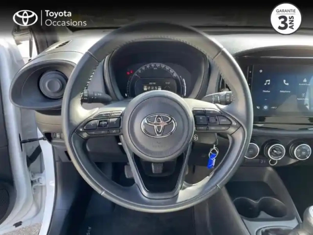 Toyota Aygo x 1.0 vvt-i 72ch dynamic my24 — photo 9