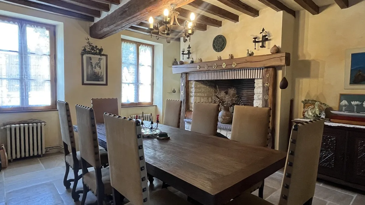 Photo 3