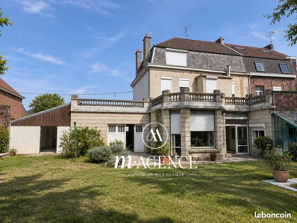 Maison 8 pièces 190 m²