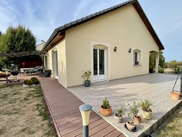 Maison 5 pièces 140 m²