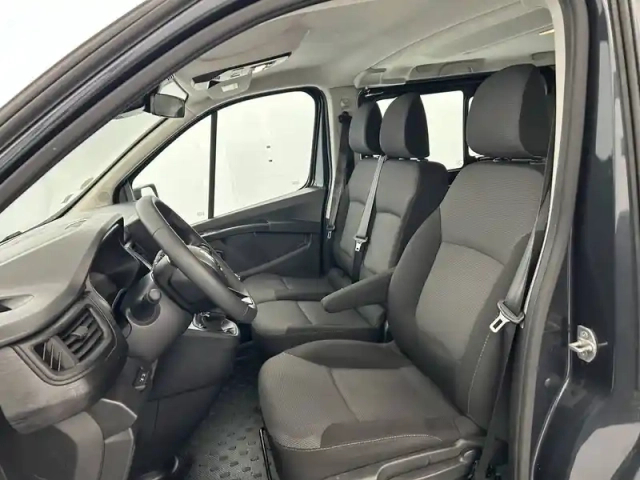 Renault Trafic l2 dci 150 energy s&amp;s — photo 18