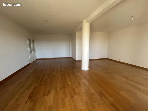 Appartement 3 pièces 150 m²