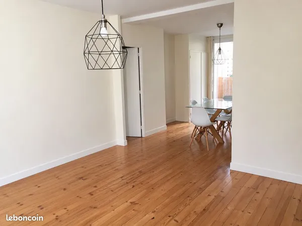 Appartement F4 (70m2) à louer à Saint-Etienne- secteur prisé Cours Fauriel