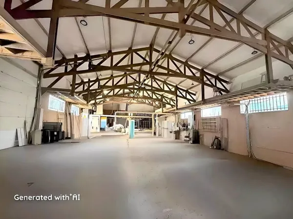 Entrepôt / Local industriel / Ensemble de 3 bâtiments