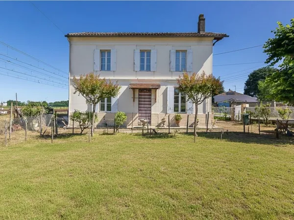 Maison en pierre 129 m² - 3 chambres - Garage 75 m² - Terrain 775 m² - Libourne