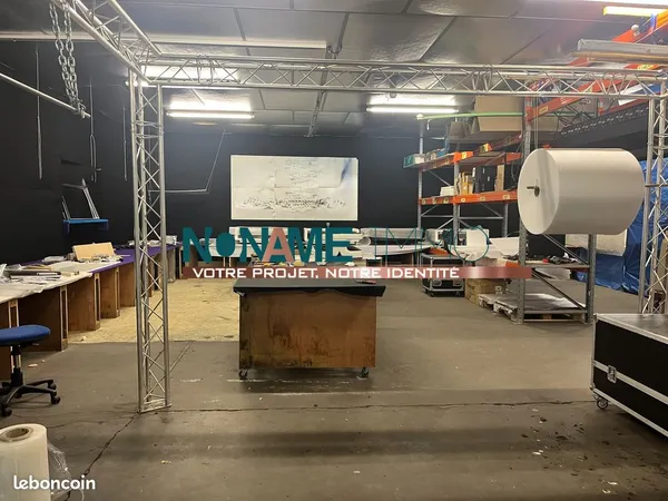 Bureaux, entrepôt 577 m² Le Val d'Hazey