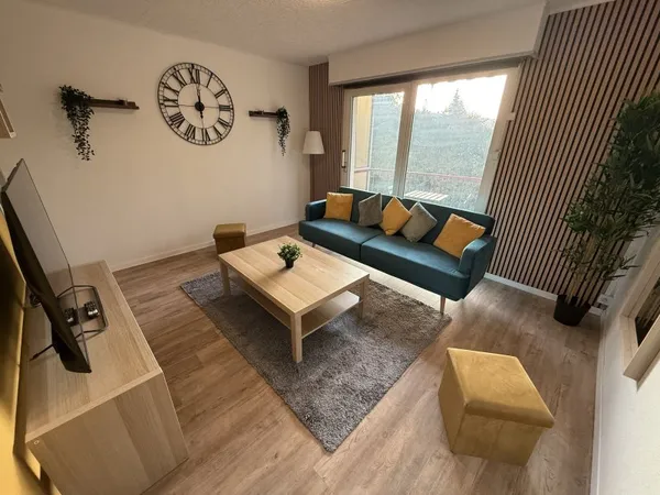 Vends appartement T4 rénové - 10,82% de rentabilité