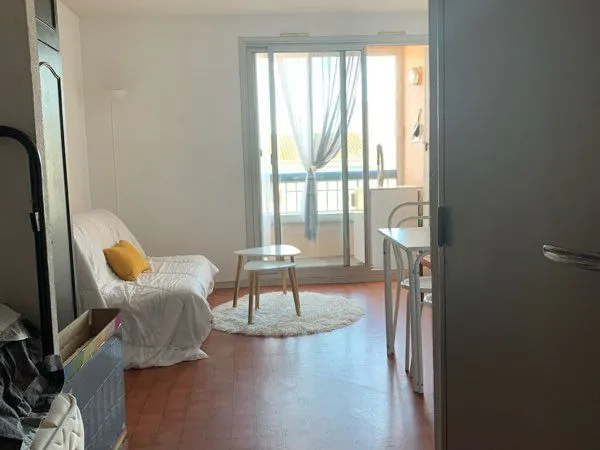 Studio centre port grande roue