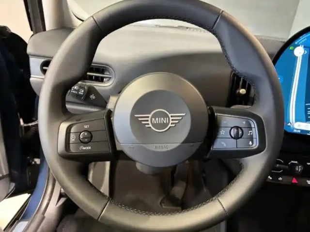 Mini Cooper 5 portes s 204ch essential dkg7 — photo 11