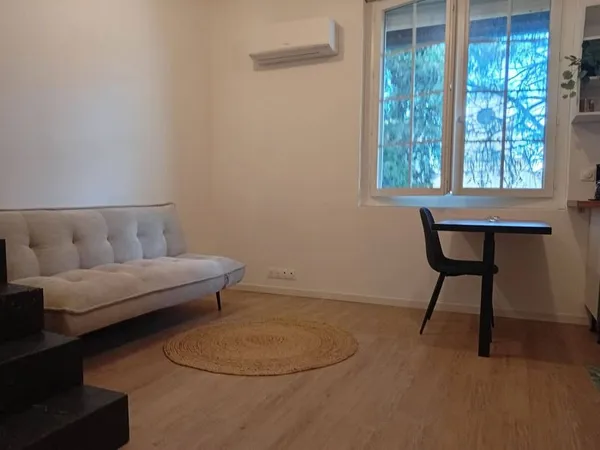 Studio 1 pièce 23 m²