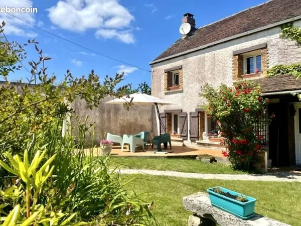 Longère 9 pièces 302 m²