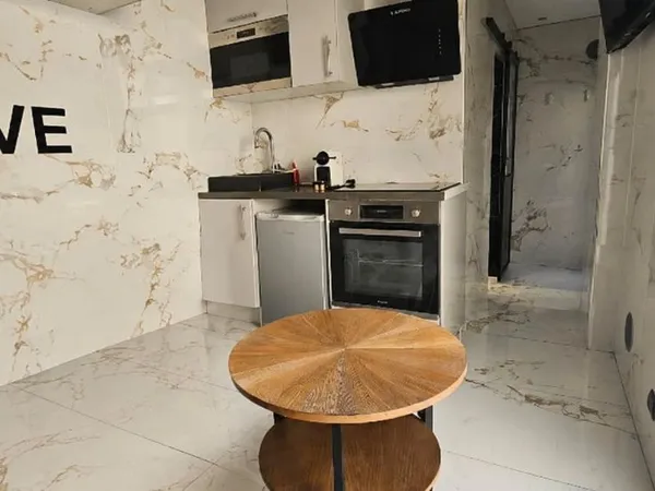 Studio meublé neuf