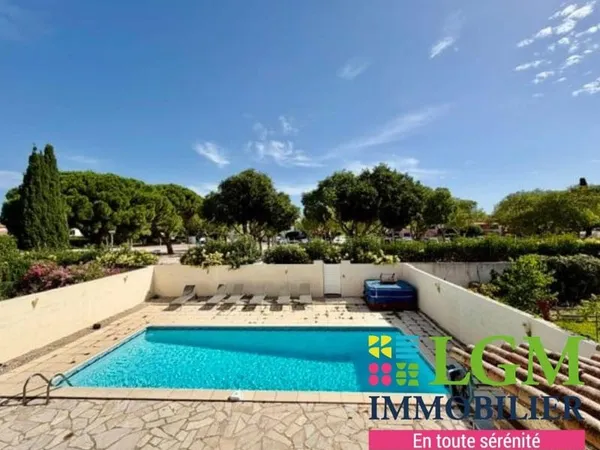 LATTES MAURIN : MAISON T8 de 240 m² Habitables, en R+1, sur 430 m² de Parcelle avec Piscine
