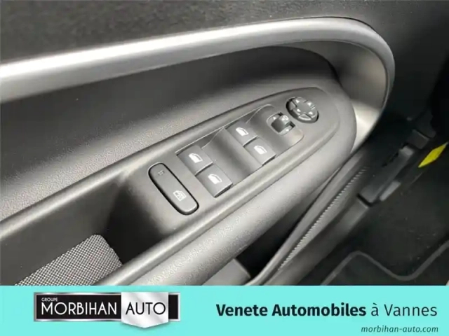 Jeep Avenger 115 kw 4x2 — photo 16