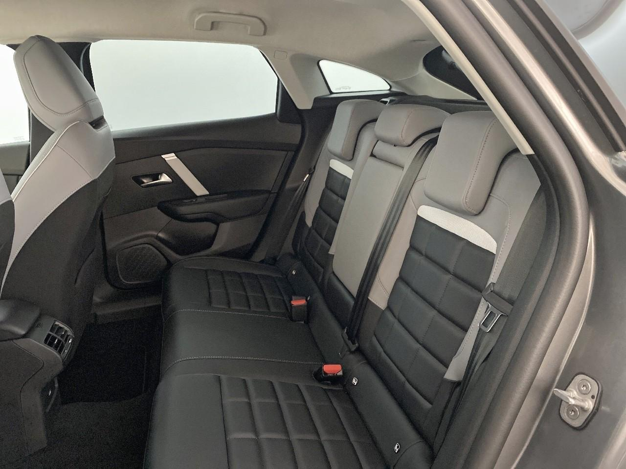 Citroën C4 hybride 145 ch e-dcs6 max — photo 10