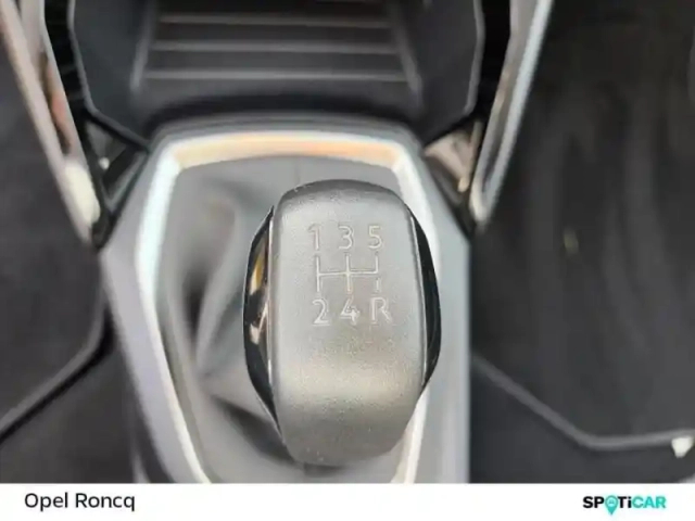 Peugeot 208 1.2 puretech 75ch s&amp;s style — photo 15