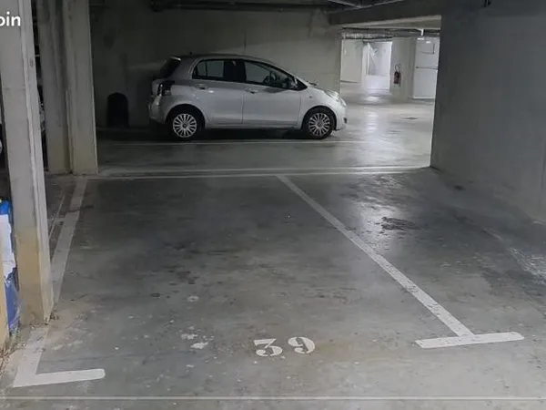 Place de parking sécurisée - Toulouse Arènes (31)