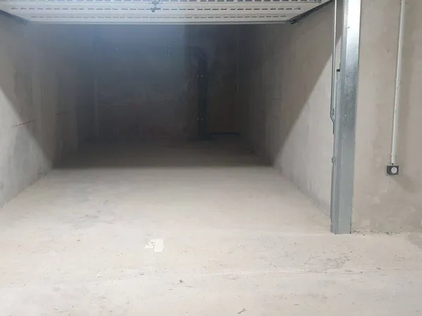 Parking 30 m²