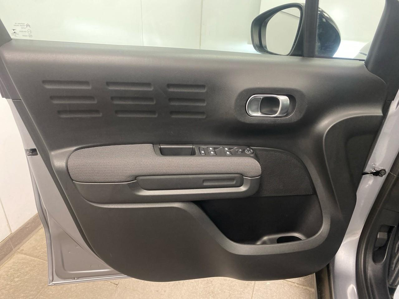 Citroën C3 Aircross puretech 130 s&s eat6 shine — photo 20