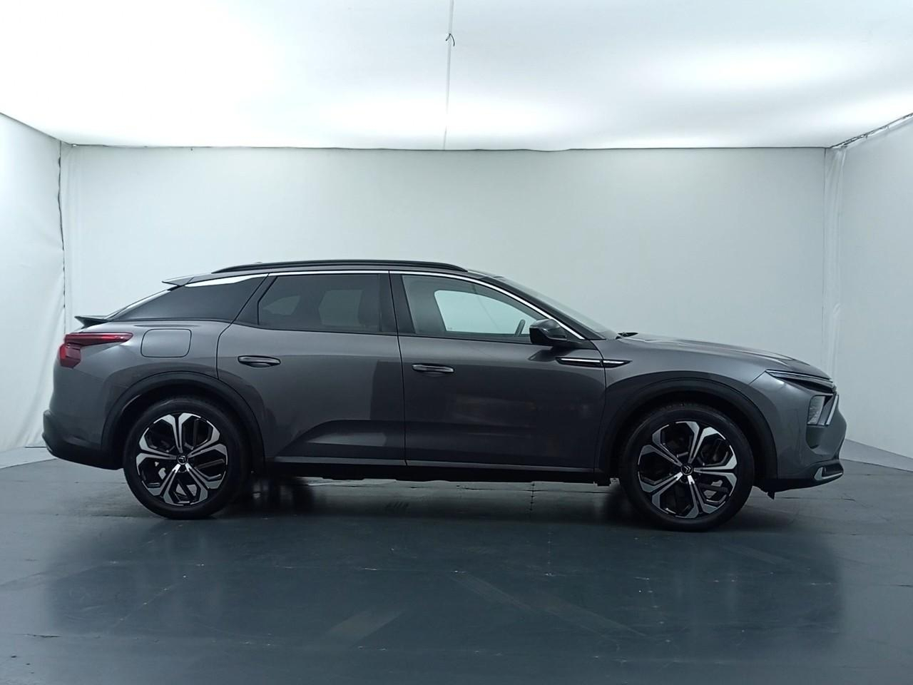 Citroën C5 X hybride rechargeable 225 s&s e-eat8 shine — photo 6