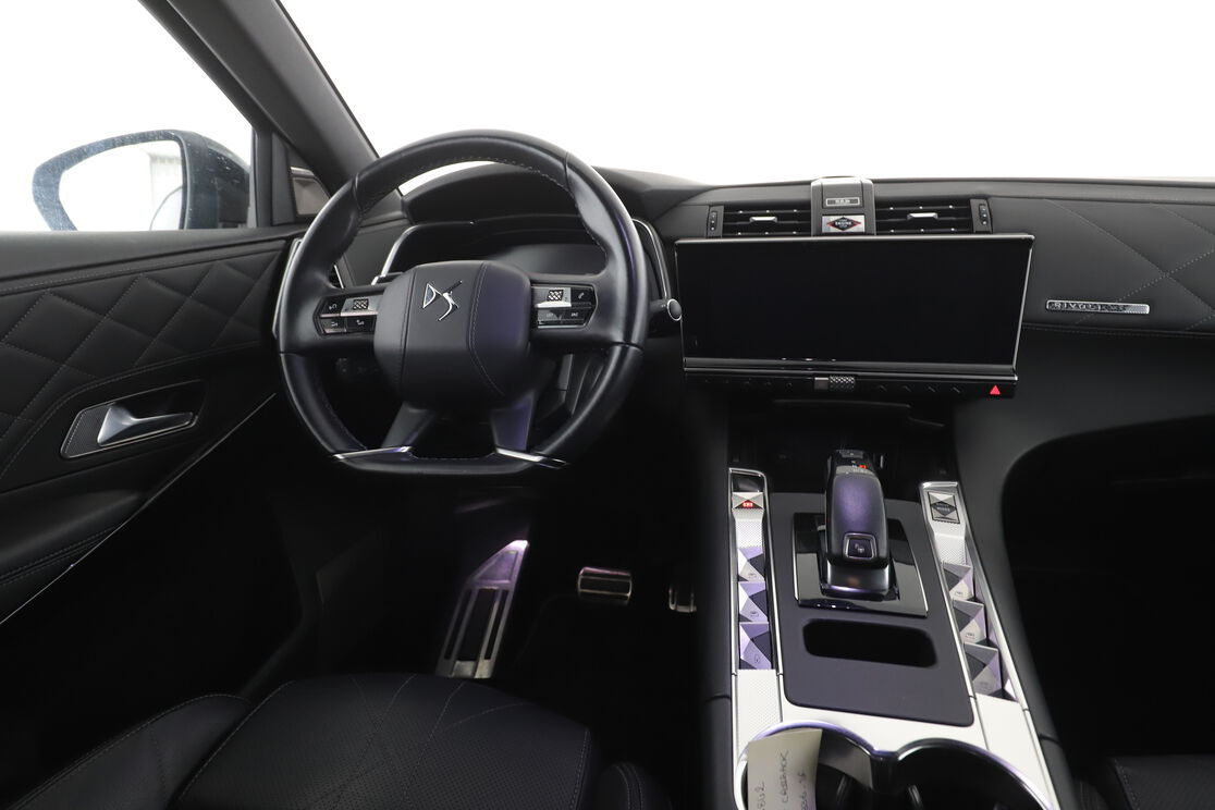 DS Automobiles DS7 Crossback 1.6 E-Tense 4x4 Ligne Noire Automatique — photo 12