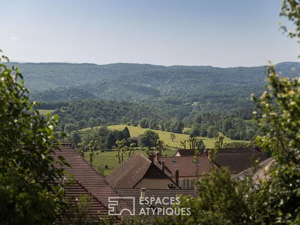 Maison rénovée avec ses terrasses panoramiques dans la région des lacs