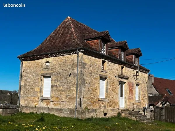 Maison 5 pièces 151 m²
