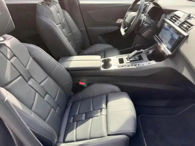 Ds Ds 7 e-tense 300 opera 4x4 — photo 5