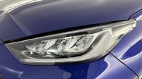 Toyota Yaris 116h Design 5p MY22 — photo 17