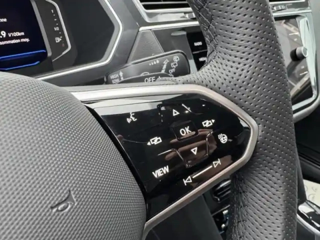 Volkswagen Tiguan allspace 2.0 tdi 150ch dsg7 — photo 11